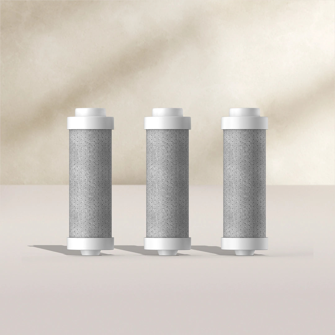 BRITA LARQ pack de filtres sur fond beige